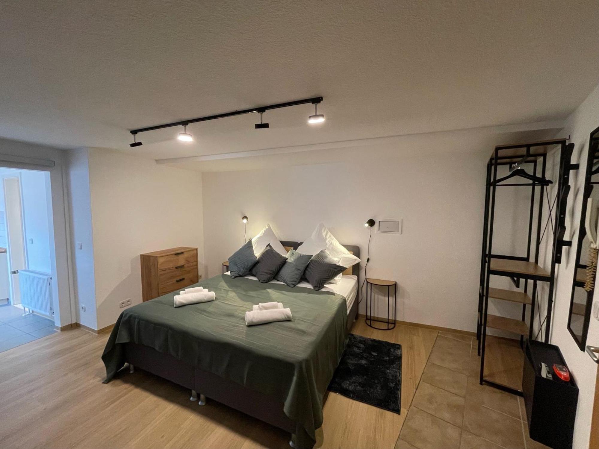 Apartment Violine1 Am Bahnhof-City Bayreuth Ngoại thất bức ảnh